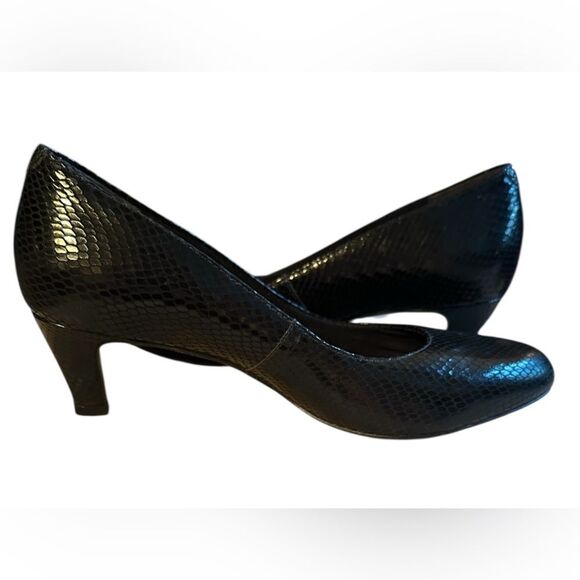 Walking Cradles Women's Joy Dress Pump. Leather Snakeskin Texture. Size 7.5 EUC - Picture 5 of 8